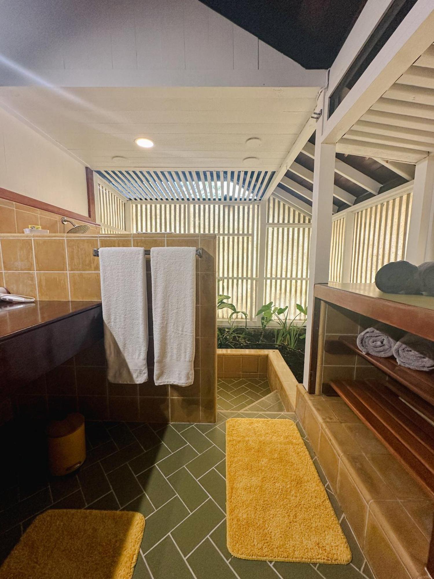Chez Jay Moorea Beach House Villa Maharepa  Exterior foto